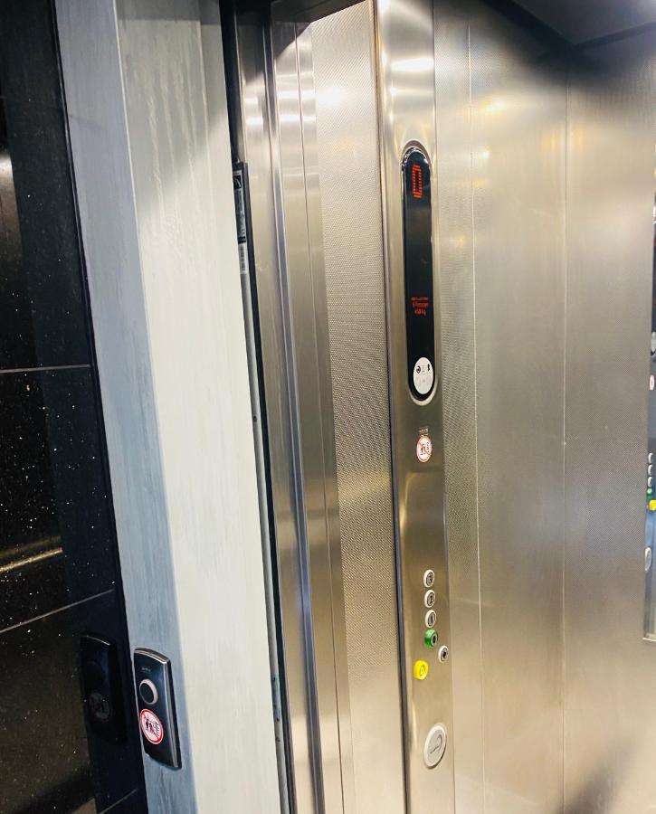 דורטמונד Tm Aparts מראה חיצוני תמונה A typical elevator