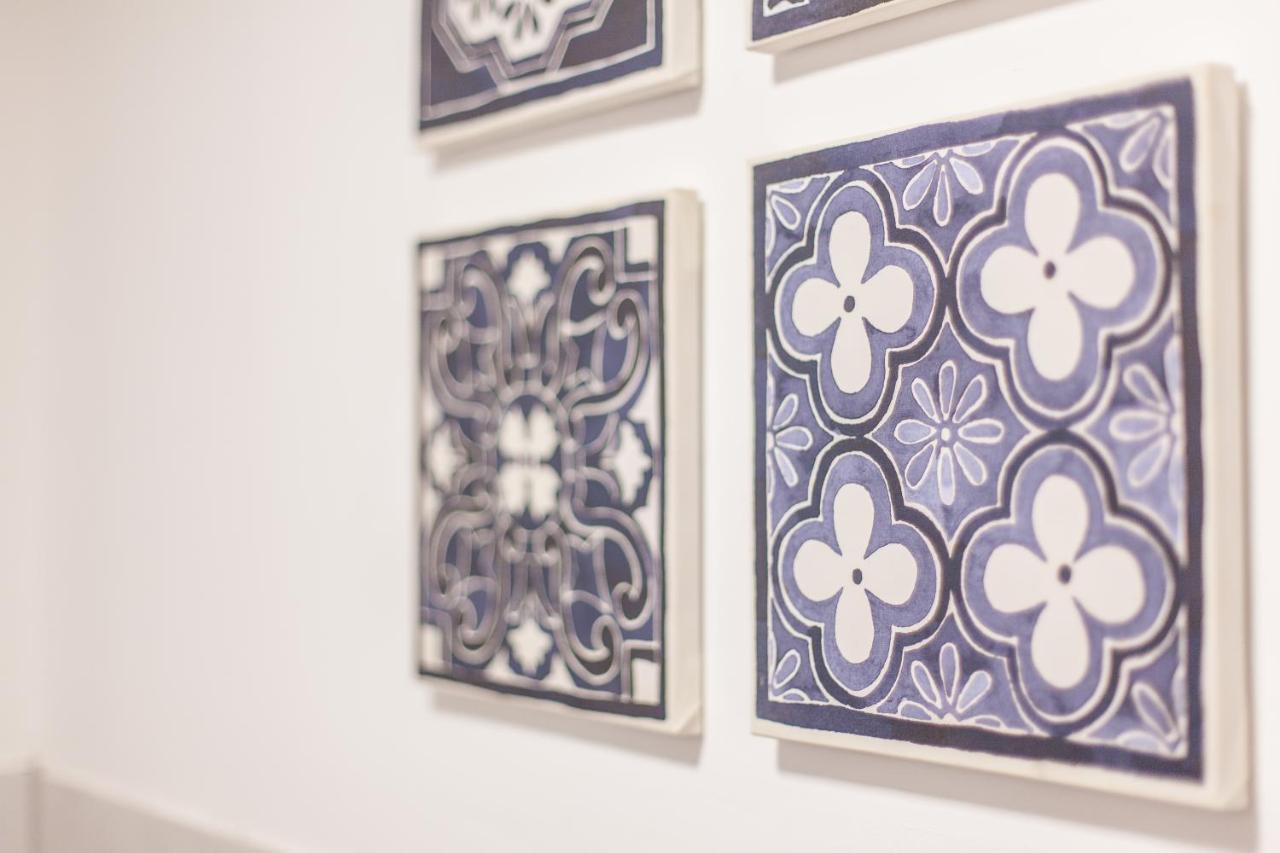 דורטמונד Tm Aparts מראה חיצוני תמונה Azulejos in the interior of the hotel